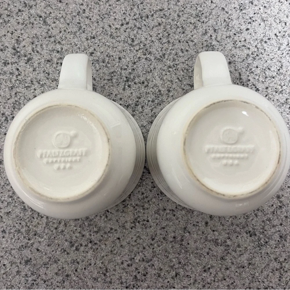 Pfaltzgraff Cups Gazebo Pattern Set of Two - Picture 4 of 6